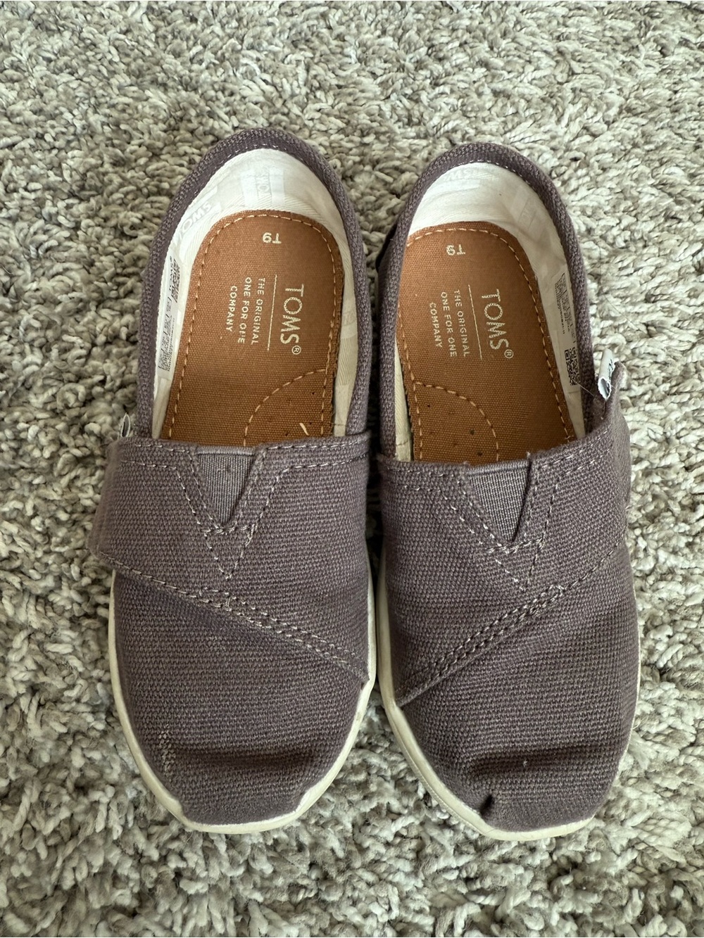 TOMS Toddler Shoes Gray size 9